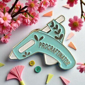 PROCRAFTINATOR Crafty Gluegun Enamel Pin NEW NWOT